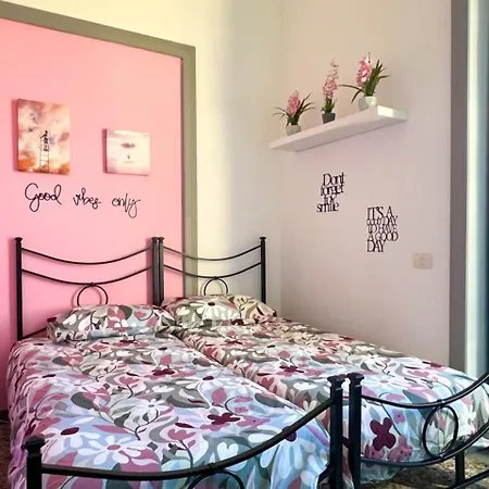 Toctoc - Cozy Flowers Daire